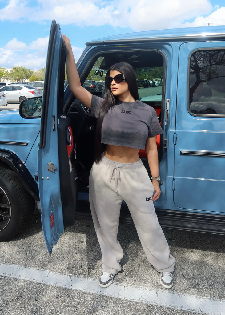 Lux Gray & Black Bottom